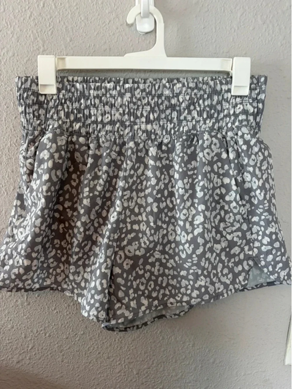 Offline by Aerie real me extra 7/8 legging hi-rise grey/white size L